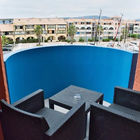 Отель Cit'hotel Des 2 Golfs Лёкат