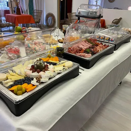 Otel Cit'hotel Des 2 Golfs Leucate