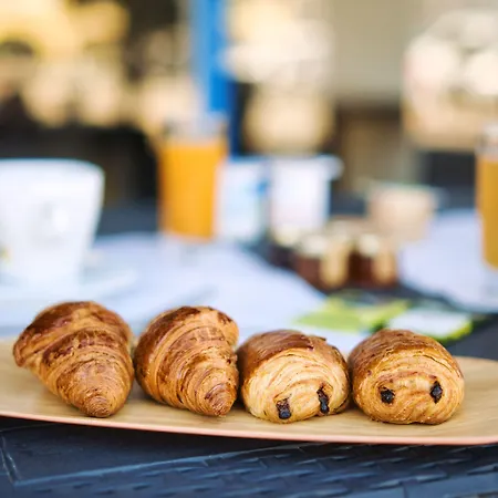 Cit'hotel Des 2 Golfs Hotel