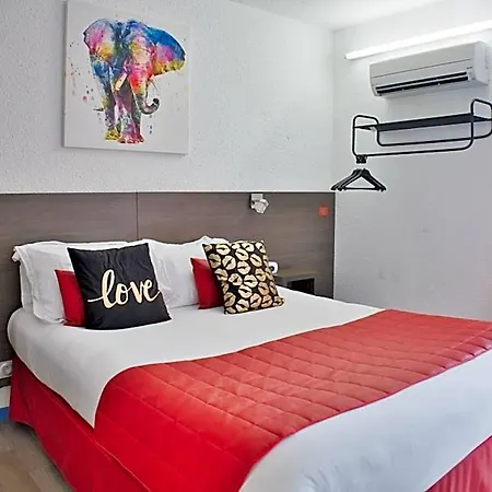 Cit'hotel Des 2 Golfs Hotel